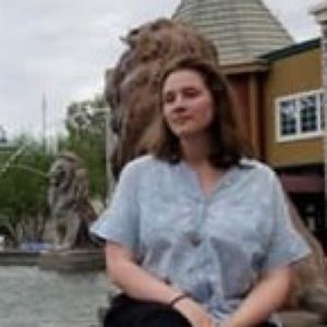 Meet your Posher, Elizabeth